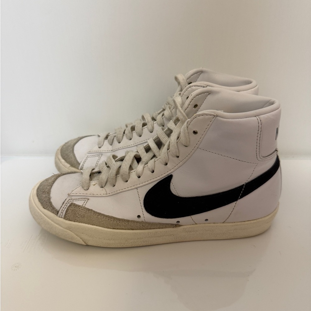 Nike Blazer Women’s Size 8.5